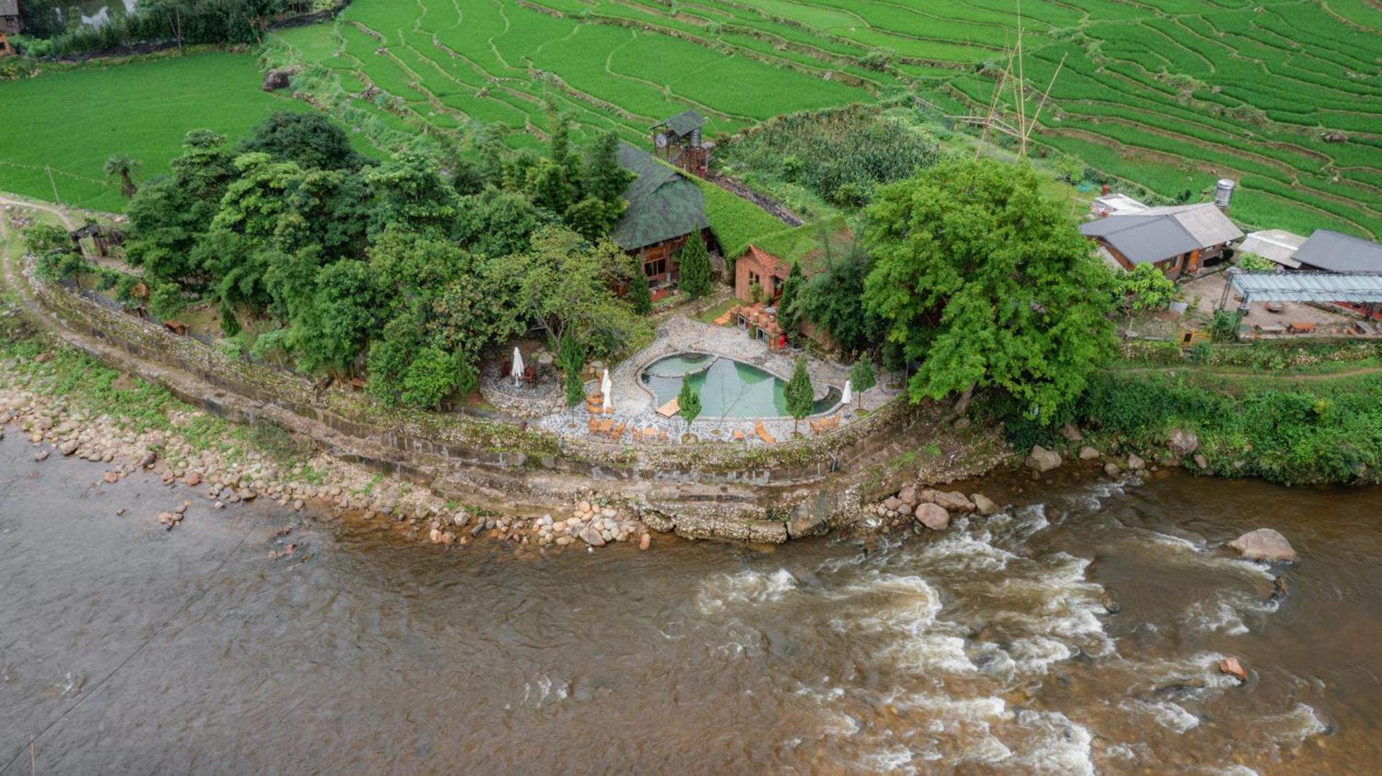 Sapa Riverside Ecolodge & Spa Екстериор снимка